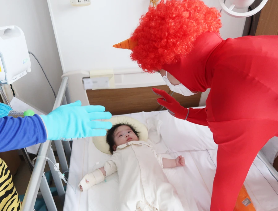 鬼たちも頬が緩んで