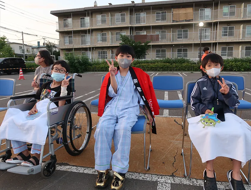 花火を待つ患者さん1