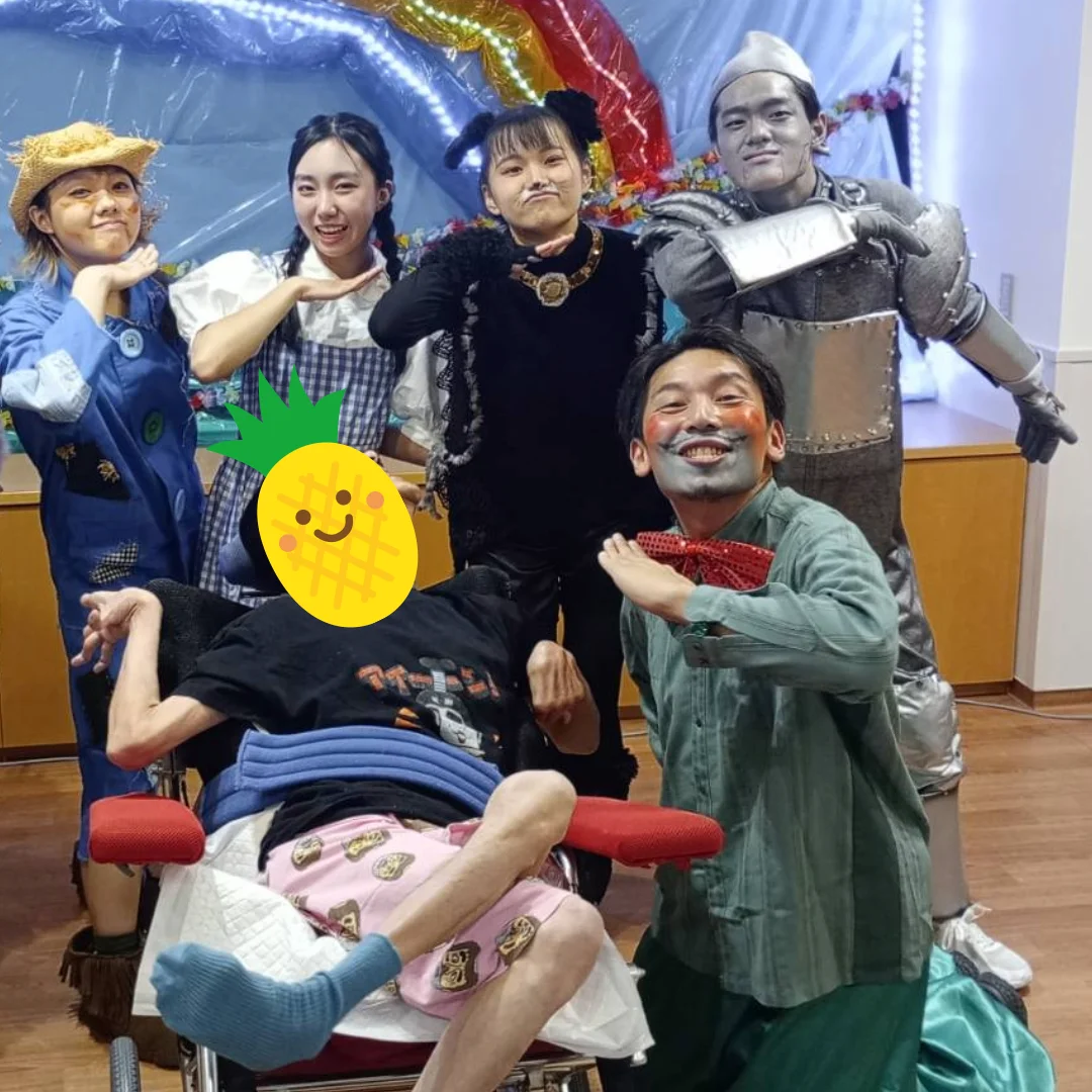 舞台の俳優さんと記念写真