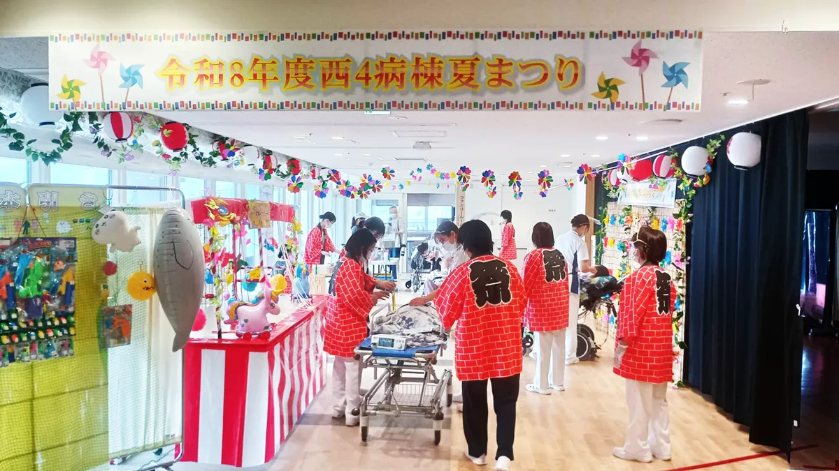 西4病棟夏まつり会場の様子